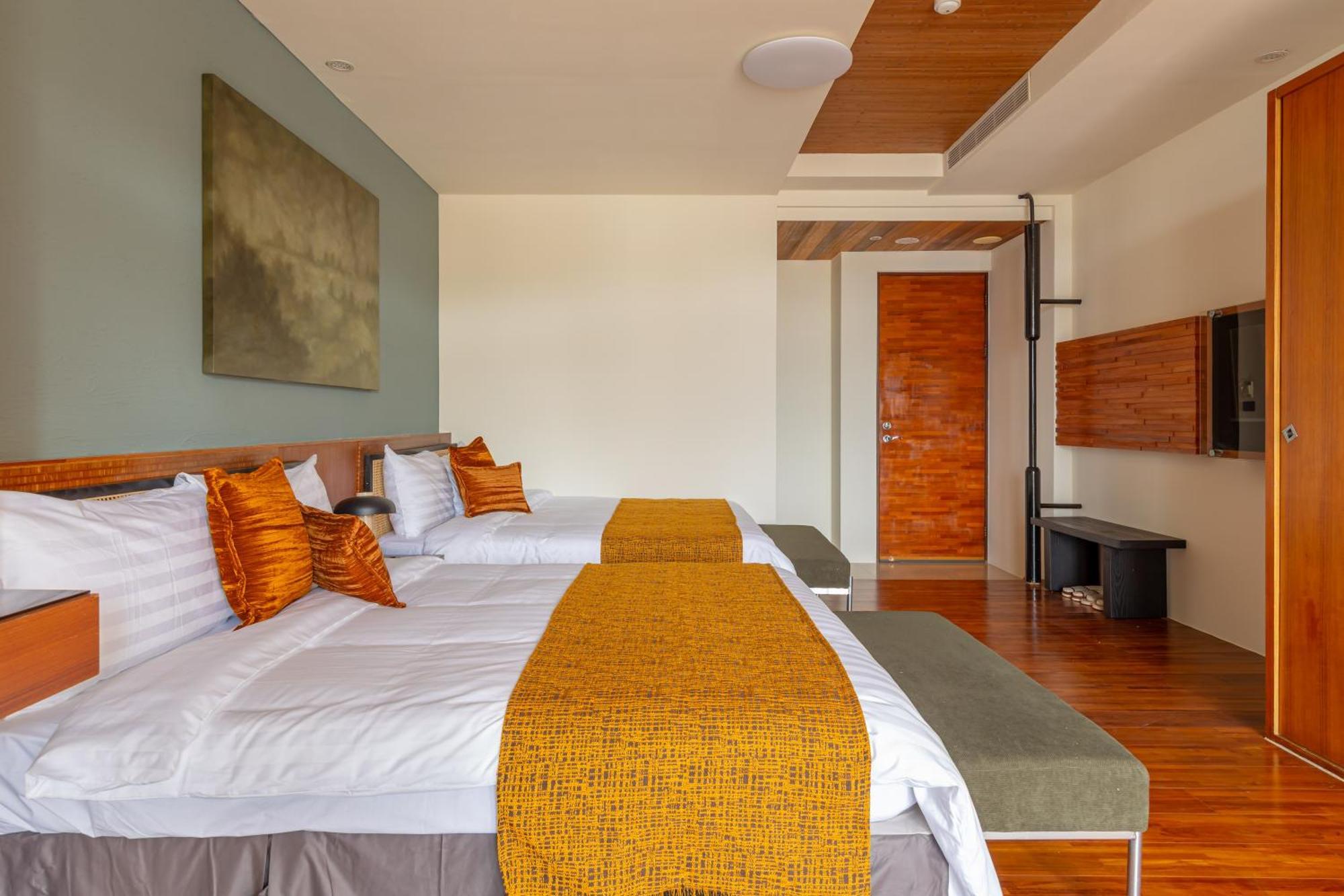 Sun Moon Lake Itathao Vacation Inn With Elevator Yuchi Exterior foto