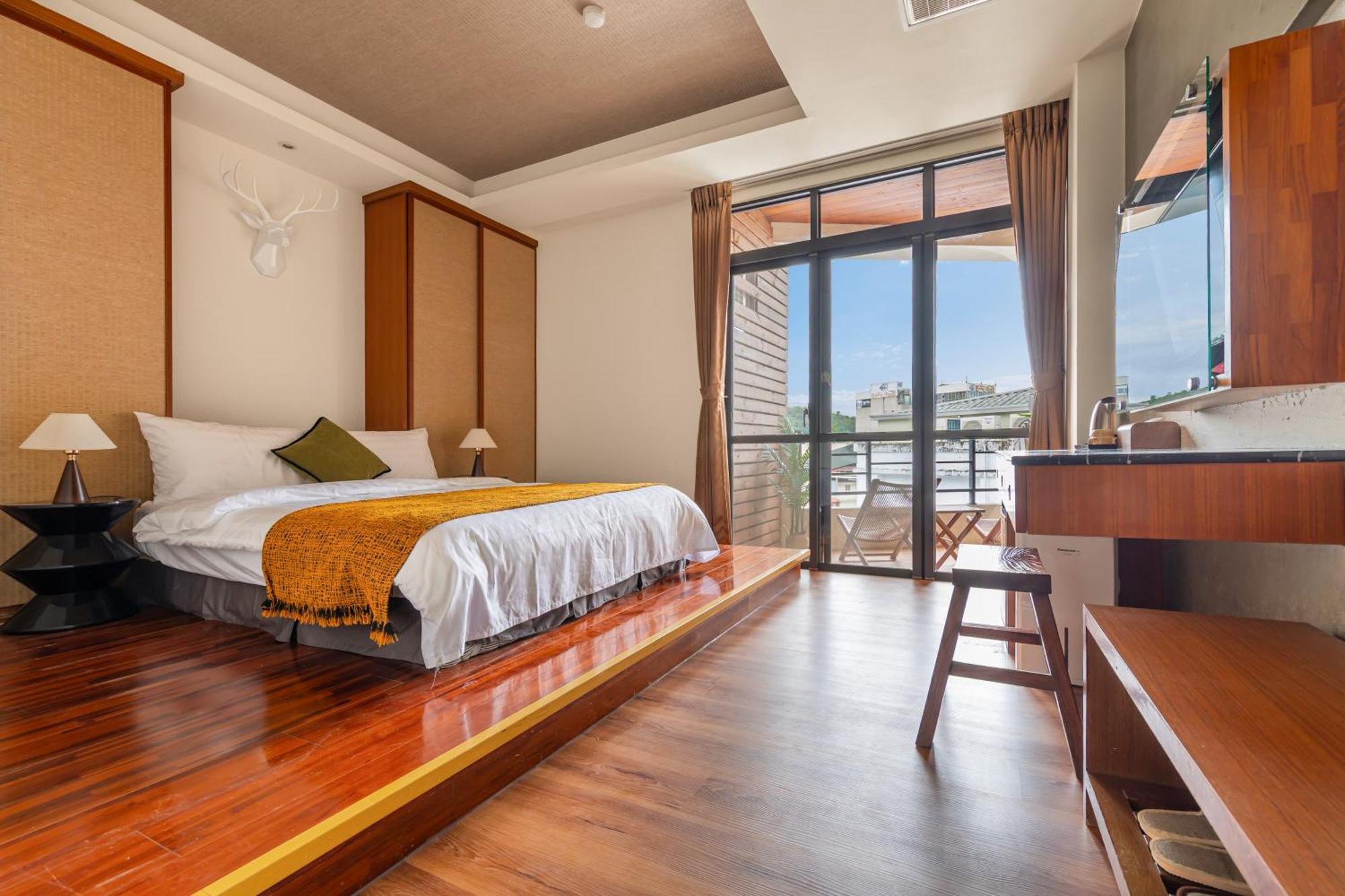 Sun Moon Lake Itathao Vacation Inn With Elevator Yuchi Exterior foto